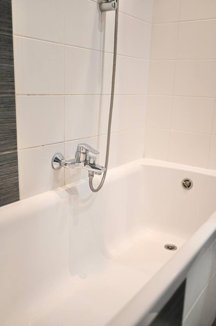Apartment Dwa Oddzielne Pry Metro Kondratowicza *